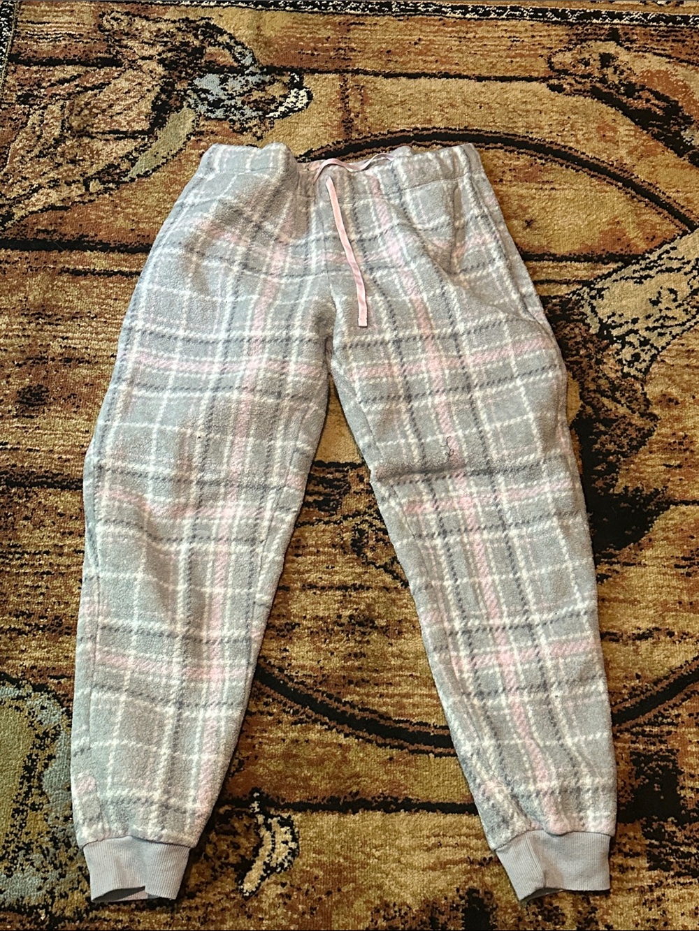 Cozy Plaid Fleece Joggers in Gray and Pink